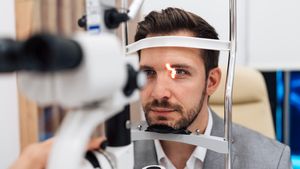 De ce este esențială o abordare de echipă în tratarea glaucomului și cataractei?  Dr. Irina Bârcă explică importanța colaborării cu diabetologi și cardiologi
