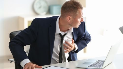 Atac de panică sau infarct? Cum să faci diferența și să reacționezi corect