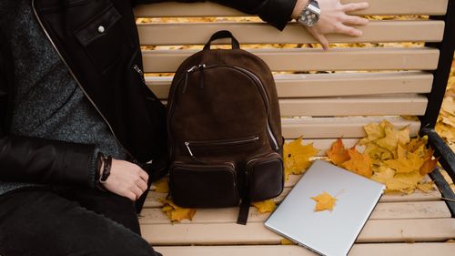 Șapte destinații europene puse în valoare de culorile toamnei: De la pădurile de foioase ale Transilvaniei, la strugurii din Val de Loir și castelele germane