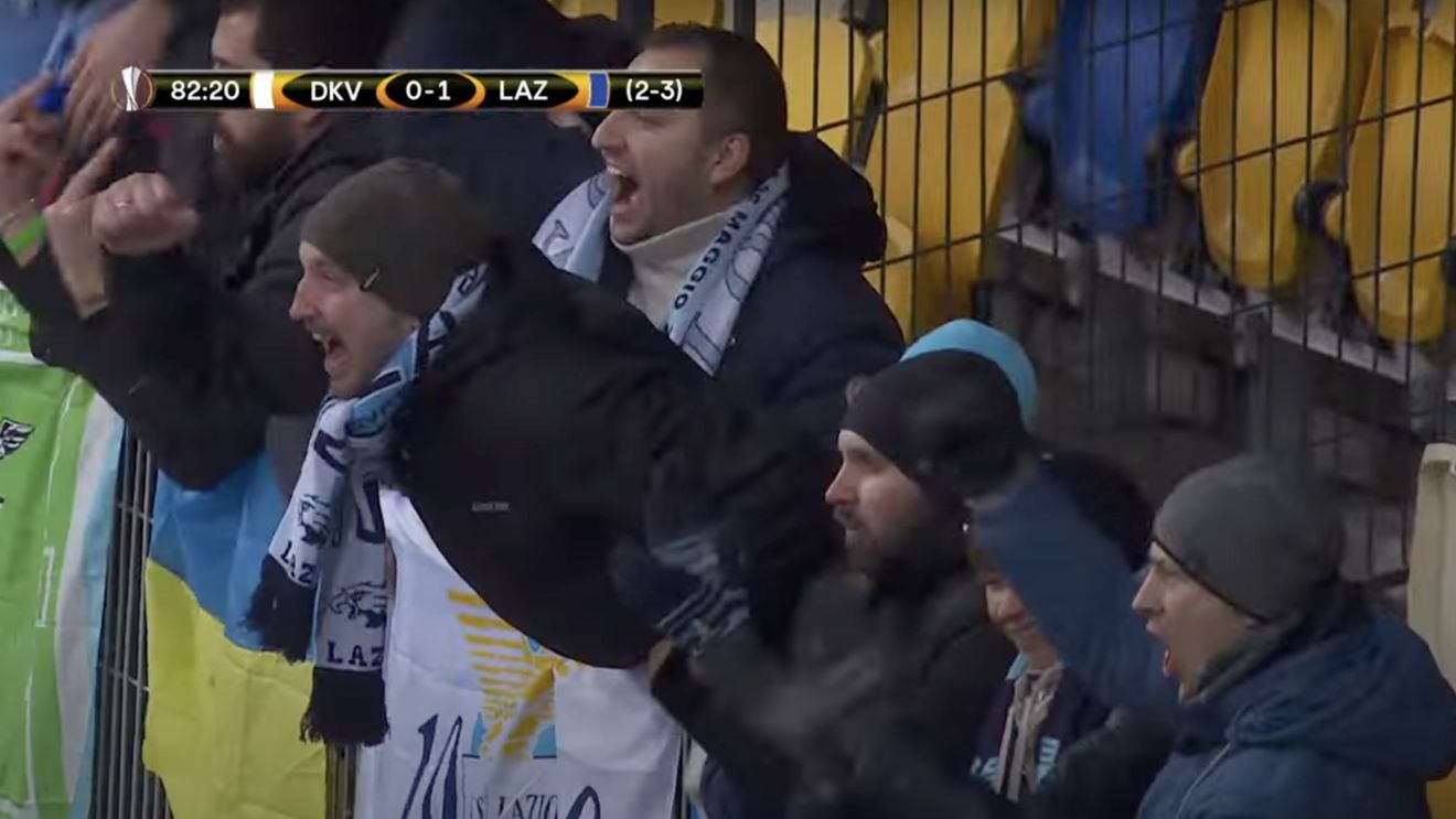 Interdicţie de acces la meciul cu Dinamo Kiev pentru fani ai echipei Lazio, după ce poliţia germană a confiscat arme de la ei
