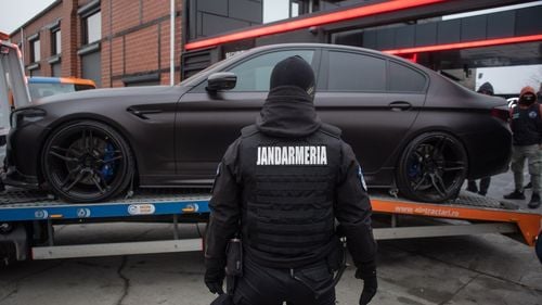 Sechestru pe nouă clădiri şi o maşină ale unor presupuşi evazionişti care nu şi-au achitat contribuţiile la bugetul de stat/ Prejudiciul total depăşeşte 2,2 milioane de euro şi 800.000 de lei