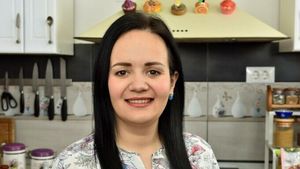 Războiul pentru „Eclerul la tavă” a fost tranșat definitiv. Jamila a pierdut procesul pe care i l-a intentat Laurei Laurențiu