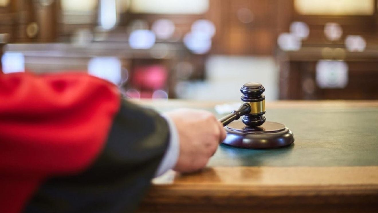 Tribunalul București a anulat pentru plagiat diploma de doctor a generalului SRI Dumitru Dumbravă, celebru pentru declarațiile despre câmpul tactic din justiție