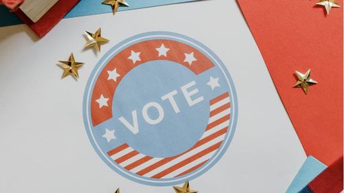Designeri americani celebri alături de publicația americană Vogue vor organiza marșul pentru democrație pentru a sublinia importanța votului la alegerile prezidențiale din noiembrie