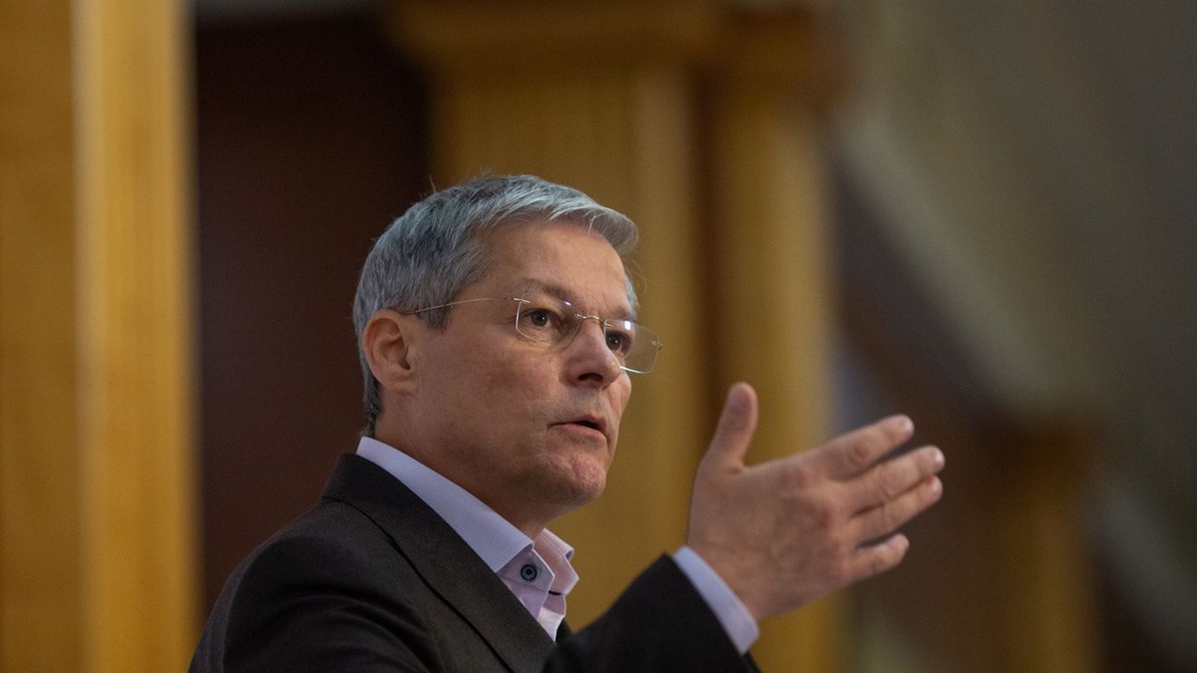 Cioloş: Nu i-am auzit pe Iohannis şi Ciucă să spună cum se pregăteşte România în contextul riscului de conflic armat
