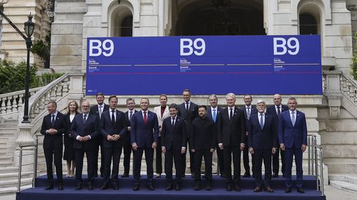 BREAKING Declarația comună a summit-ului B9 califică Rusia drept ”cea mai semnificativă și directă amenințare pe termen lung la adresa securității” / ”Reafirmăm cu tărie sprijinul nostru neclintit pentru Ucraina”
