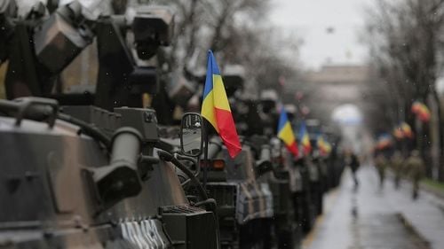 Serviciile secrete, poliția și armata - tot mai opace. Două proiecte ale guvernului le scapă de obligații de raportare