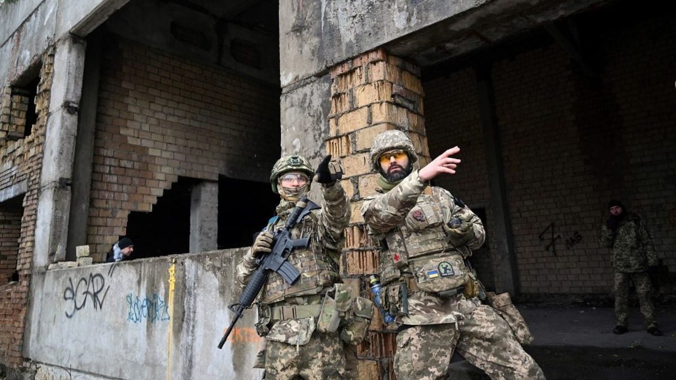 Ziua 29 de război. Liderii G7 au avertizat Rusia împotriva folosirii armelor chimice, biologice sau nucleare / 10 prizonieri de război ruși au fost schimbați pentru 10 soldați ucraineni/ Stoltenberg, după Summitul NATO: ”Resetăm postura defensivă a NATO pe termen lung în estul alianței