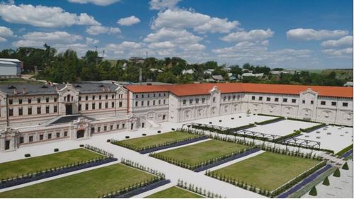 Povestea castelului din Bulboaca, unde liderii Europei au făcut zid comun în fața Rusiei și Belarusului/ Singurul castel din Republica Moldova, construit de Constantin Mimi, ultimul guvernator al Basarabiei, la finalul secolului al XIX-lea