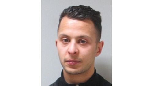 Salah Abdeslam – condamnat la închisoare pe viață fără posibilitate de eliberare anticipată pentru atentatele teroriste islamiste de la Paris din 13 noiembrie 2015, o pedeapsă extrem de rară în Franța
