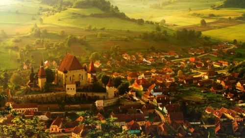 Festivalul de film horror Lună Plină revine la Biertan, în județul Sibiu / Pe lângă filme: trasee prin natură, degustări de produse tradiționale și activități pentru copii