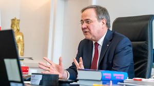 Cum a câștigat Armin Laschet poziția de candidat al Uniunii CDU / CSU la funcția de cancelar după zece zile de lupte politice grele cu Markus Söder