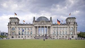 Poliţia germană anchetează apariţia unui simbol nazist pe ușa unui lift într-o clădire a parlamentului din Berlin
