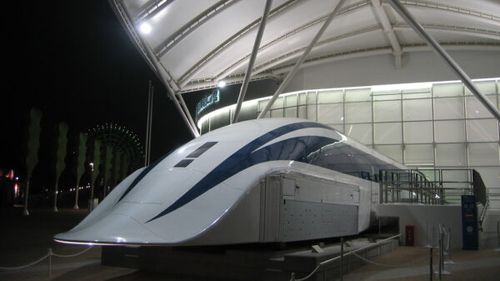 China testează un tren maglev care atinge 650 km/h în doar șapte secunde