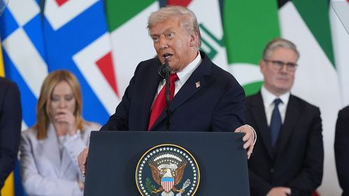 VIDEO Donald Trump, către Giorgia Meloni: „Nu te deranjează să fii numită frumoasă, nu-i așa? Pentru că ești”