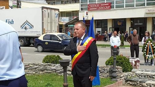 Primarul liberal din Balș, cercetat penal după ce ar fi agresat un tânăr pe stradă
