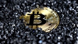 Bitcoin scade sub 100.000 de dolari pentru prima dată din luna mai / Lichidările ajung la 1,3 miliarde de dolari