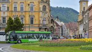 Regia de Transport public Braşov susține că activitatea nu este afectată dosarul furtului de combustibil / Aproape 10% dintre șoferii companiei sunt acuzați că au furat motorină