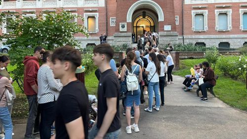 VIDEO FOTO Noapte Muzeelor - cozi la Antipa, Muzeul de Istorie și Muzeul Țăranului Român