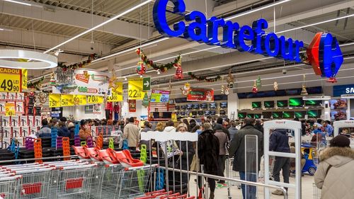 BREAKING Carrefour se pregătește să vândă magazinele din România și a mandatat banca BNP să caute cumpărător - presa franceză