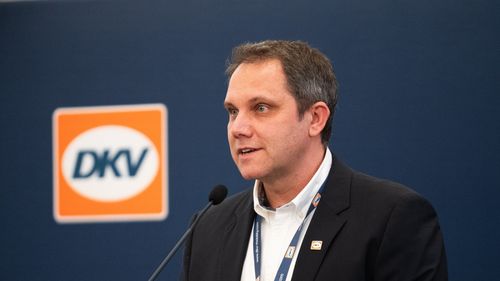 VIDEO INTERVIU Cătălin Constantinescu, DKV Mobility România: Digitalizarea operațiunilor flotelor auto aduce transparență a costurilor, cunoașterea poziției vehiculelor și reducerea efortului administrativ / Managerul a observat două greșeli frecvente făcute de companiile din piață