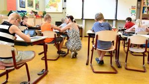 Ministrul Sănătății: Dacă cifrele se înrăutățesc, vom interveni cu măsuri. Încercăm să ținem cât de mult putem școlile deschise.  Dacă va fi nevoie să instituim restricții de circulație, nu vor fi vizate persoanele vaccinate