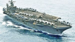Rebelii huthi din Yemen revendică un al treilea atac vizând portavionul american USS Harry Truman şi un distrugător, la Marea Roşie, cu rachete de croazieră şi drone
