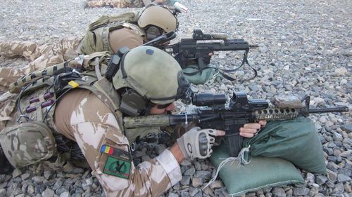 MTI: Pe model ungar, România va începe să producă arme noi, în colaborare cu italienii de la Beretta