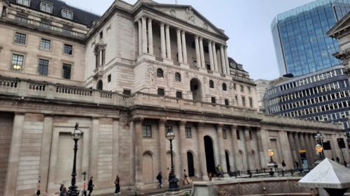 Banca Angliei este optimistă cu privire la perspectivele inflației, deschizând calea pentru reducerea dobânzilor