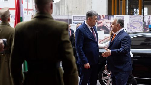 BREAKING Viktor Orban, în conferință cu Marcel Ciolacu: Decizia privind intrarea României în Schengen va fi luată pe 12 decembrie în Consiliul UE / Ciolacu: România va reuși o aderare completă la Schengen de la 1 ianuarie 2025