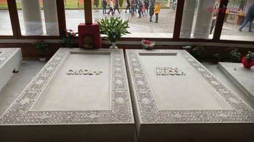 Rămășițele Prințului Mircea vor fi strămutate de la Bran, la Curtea de Argeş / Prințul Mircea a fost al şaselea copil al Reginei Maria şi al Regelui Ferdinand