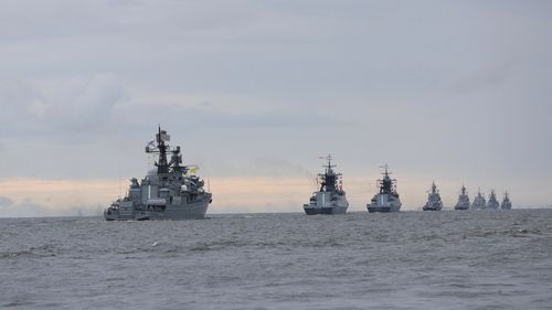 Rusia începe manevre navale de amploare în Marea Japoniei în contextul tensiunilor în relaţia cu Japonia / 15 nave ale Flotei Pacificului aparţinând marinei ruse vor efectua exerciţii de tragere cu torpile, rachete şi artilerie