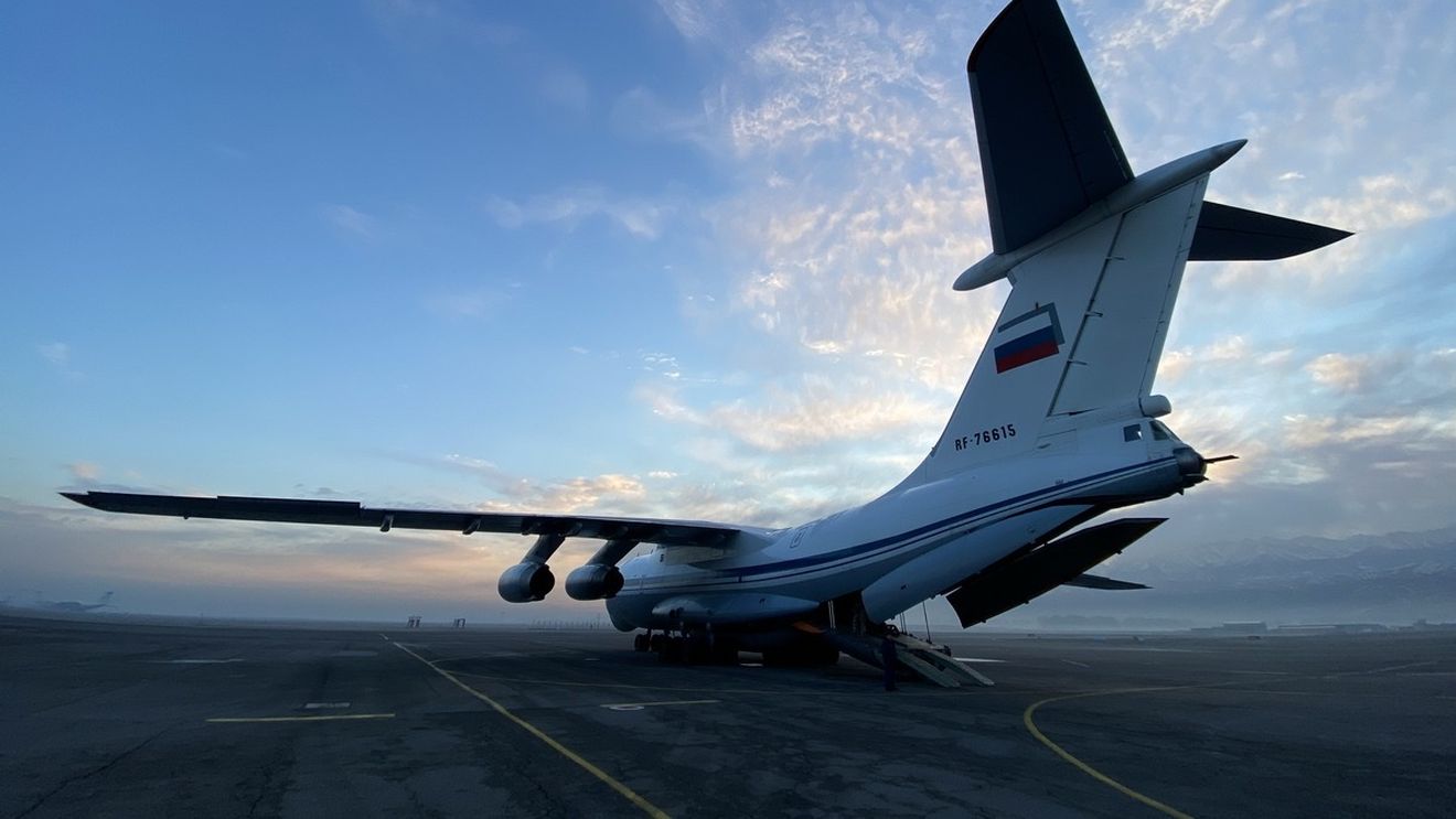 Companiile aeriene rusești cer legalizarea reinstalării pieselor de la o aeronavă la alta / Legislația din Rusia nu prevede posibilitatea demontării aeronavelor, iar restricțiile de import și lipsa pieselor de schimb ”fac imposibilă gestionarea flexibilă a flotei de avioane”