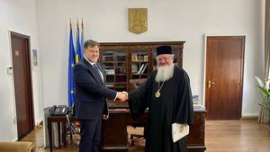 Ministrul Rafila încheie un protocol cu BOR pentru „asistența religioasă creștin-ortodoxă în unitățile sanitare”