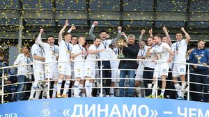 Mircea Lucescu câștigă cu Dinamo Kiev titlul în campionatul de fotbal al Ucrainei/ Al nouălea titlu pentru antrenorul român, după alte opt câștigate cu Șahtior Doneţk