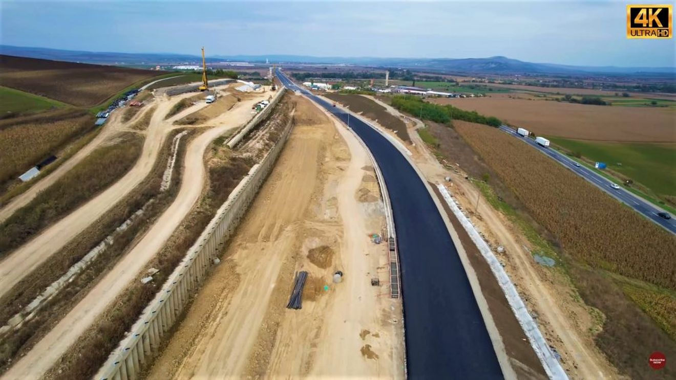 FOTO Lotul 2 al Autostrăzii A10 Sebeş – Turda poate fi deschis circulaţiei la jumătatea lunii decembrie, susţine Asociaţia Pro Infrastructură. API critică ameninţările noului şef CNAIR care „şi-a flexat muşchii” la constructorul grec