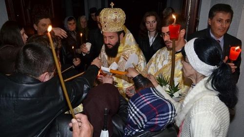 Legăturile lui Marcel Vela cu Biserica Ortodoxă: Decorat de Patriarh și membru în conducerea Episcopiei Caransebeș. Plus: fiica sa a fost cununată de episcopul local