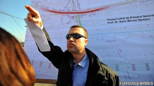 Un fost director din Primăria Capitalei de pe vremea lui Sorin Oprescu, condamnat la 6 ani de detenție cu executare pentru corupție / Instanța i-a confiscat și aproape 100.000 de euro / Fosta soție, în interceptări: ”Dacă ai sărit ca boul din Louis Vuitton”