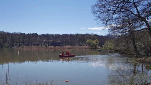 Autorităţile din Sibiu continuă operaţiunile pentru găsirea studentei din Braşov care a dispărut la începutul lunii februarie / Verificări în lacul din Muzeul Astra, fără rezultat