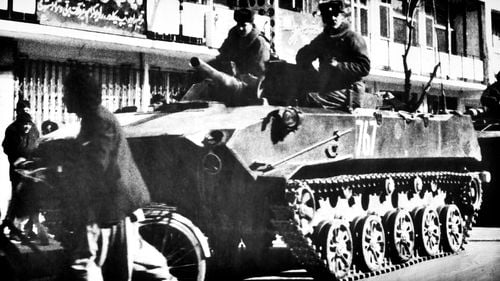 Nouă copii din Afganistan, uciși de explozia unei mine sovietice cu care se jucau