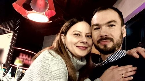 „Mi s-au uscat buzele şi nu e nimeni aici”. Coșmarul Mariei, care a stat cu fătul mort în corp 12 ore, apoi a murit la spital