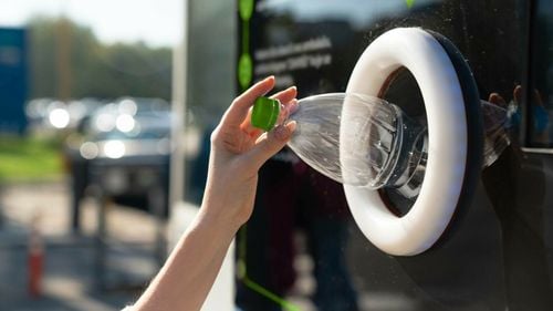 De ce PET-urile returnabile sunt respinse de aparat. Cum vă puteți recupera banii pe ambalaje