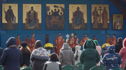 Patriarhia Română îndeamnă la rugăciune pentru stingerea incendiilor de vegetaţie / În timpul Sfintei Liturghii vor fi incluse cererile speciale 'la vreme de orice nevoie şi primejdie omenească'