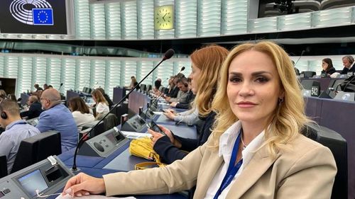 Eurodeputata PSD Gabriela Firea, după ce s-a consemnat că a votat, de fapt, pentru acordul Mercosur, social-democrații fiind acuzați că joacă teatru în fața fermierilor: E falsă informaţia rostogolită de USR, dar şi de PNL. Nu s-a votat niciun acord, ci doar viitoarele măsuri de protecţie pentru fermieri