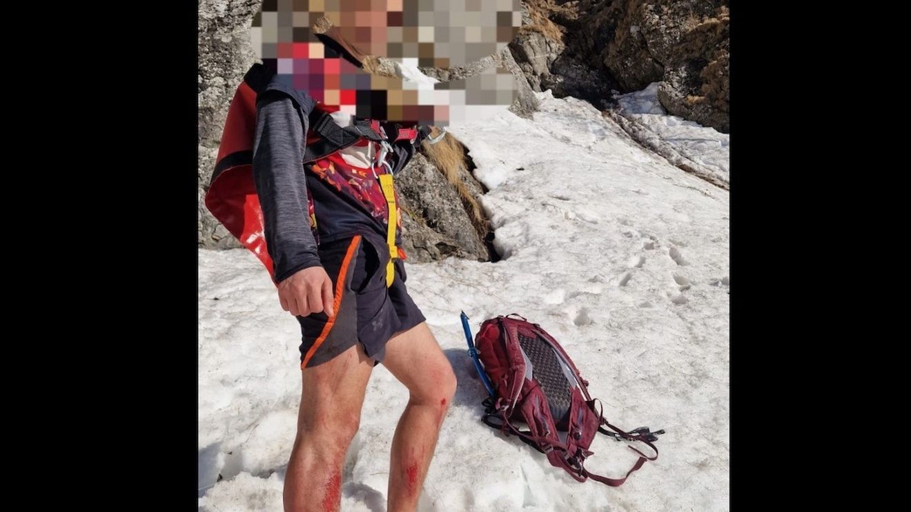 Aventura unui alergător în Munții Caraiman: A sunat după ajutor, iar mai multe echipe salvamont au început să-l caute / A fost găsit a doua zi și a fost transportat cu elicopterul SMURD la spital