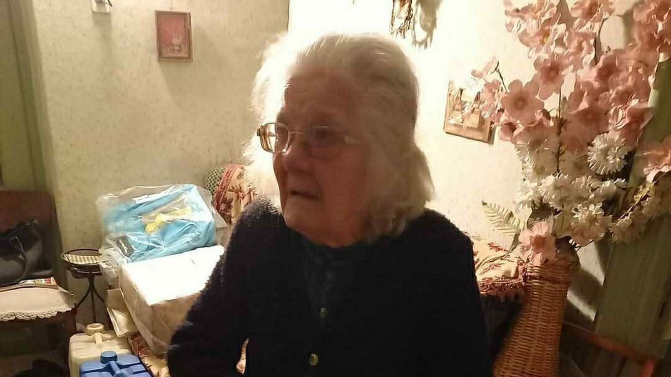 Mărturii din casa singurătăţii: Avea inima îngheţată, dar nu de la frig. Voia doar să mai deschidă cuiva uşa, să audă o voce, să vadă un chip