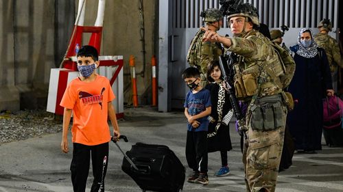 Pentagon: Nicio modificare a termenului de evacuare din Afganistan / SUA a evacuat aproape 64.000 de persoane de la începutul lunii iulie până în prezent