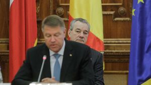 Ion Oprișor a plecat de la Cotroceni. SIE a susținut că el a coordonat proiectul legilor securității, criticate dur pentru că dădeau puteri discreționare serviciilor secrete
