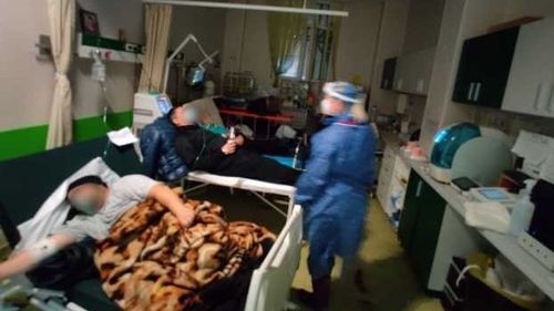 Apel disperat al medicilor de la urgențe din Iași: Îngrijim bolnavi care au venit de 14 zile şi care au rămas în UPU, fiind îngrijiţi la fel ca în terapie intensivă