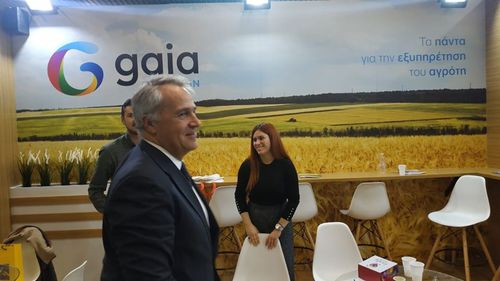 Ministrul agriculturii din Grecia jubilează după ce a răsturnat ordonanța militară din România prin care se interziceau exporturile de produse agricole/ A beneficiat de susţinere puternică din partea a nouă state UE